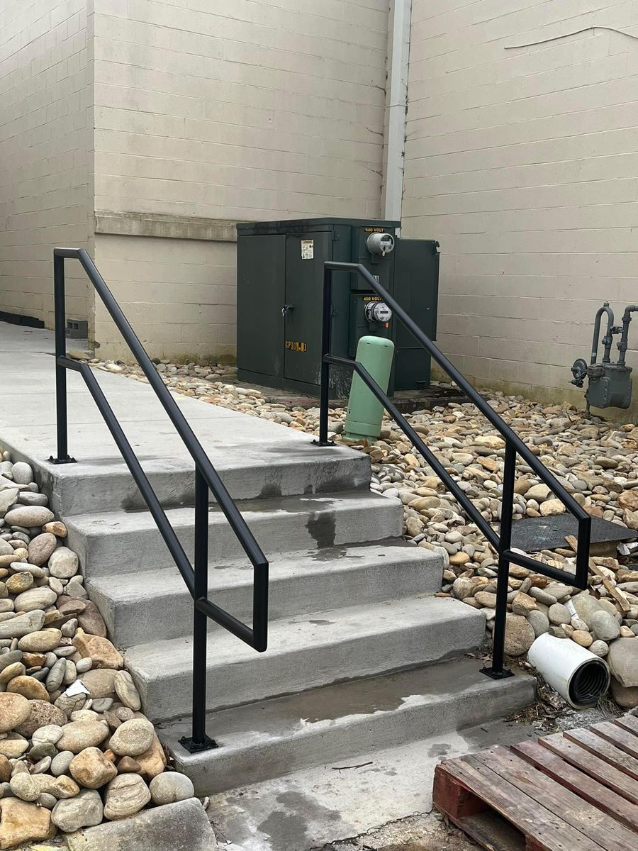 Handrails for Modern Metalworks LLC in Knoxville, TN