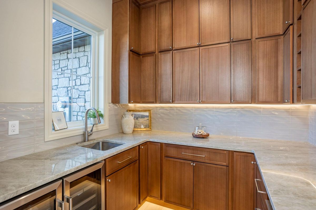 Custom Home Construction for Genuine Homes LLC in Franklin County, WA