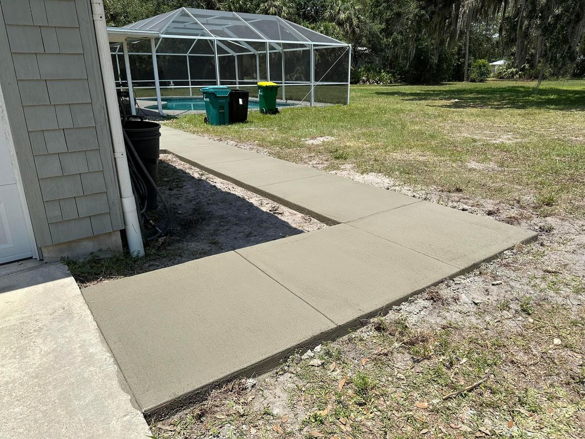 Sidewalks and Walkway Construction for Green Hammer Concrete in Palm Bay, Florida