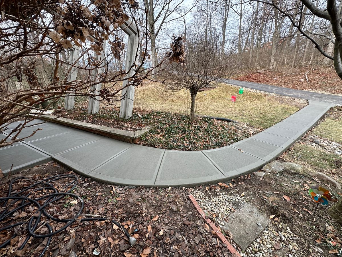 Sidewalk Installation for Tanenbaum Services & Concrete in Florence, KY