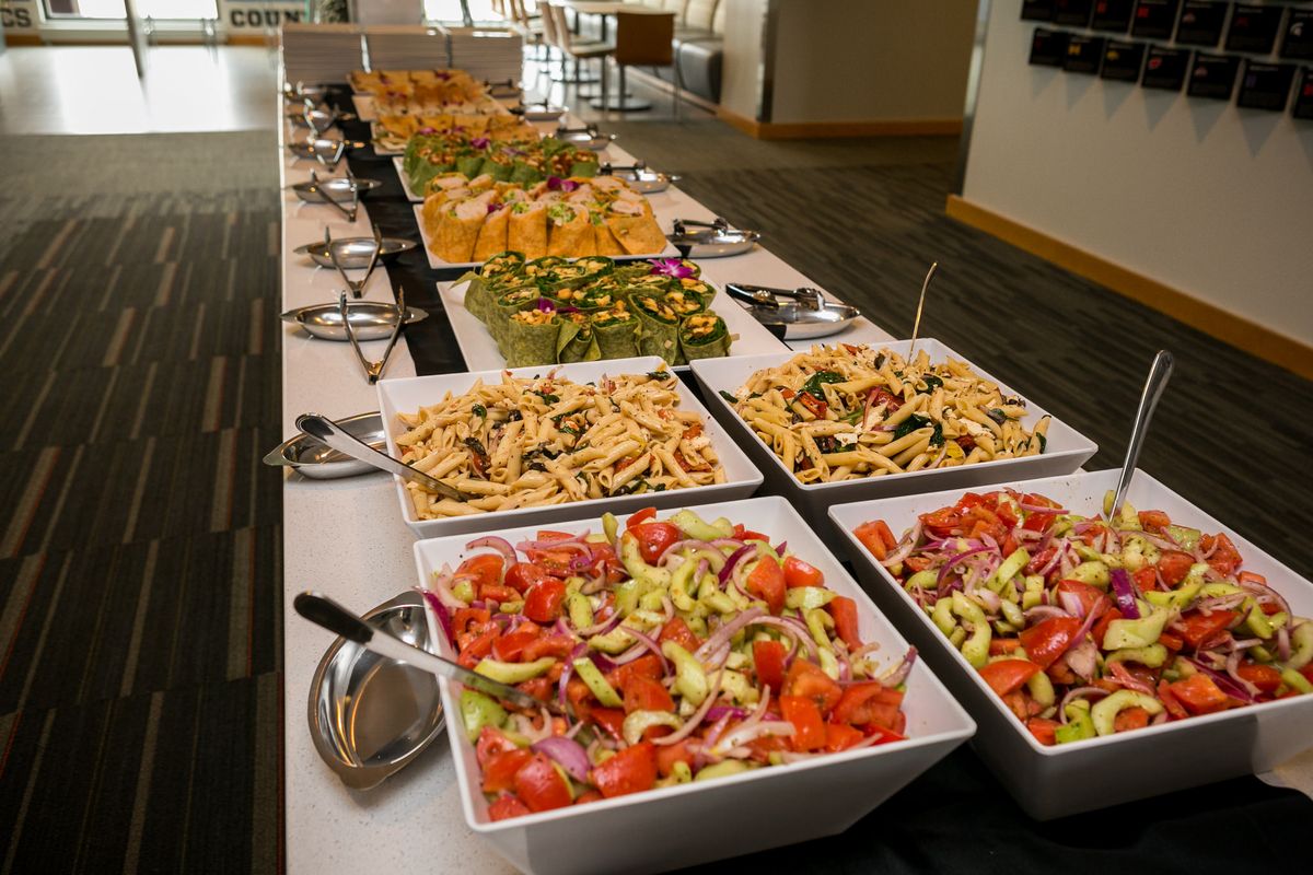 Office Catering for Juicy Oxtail and Family Seafood in Belle Glade, Florida