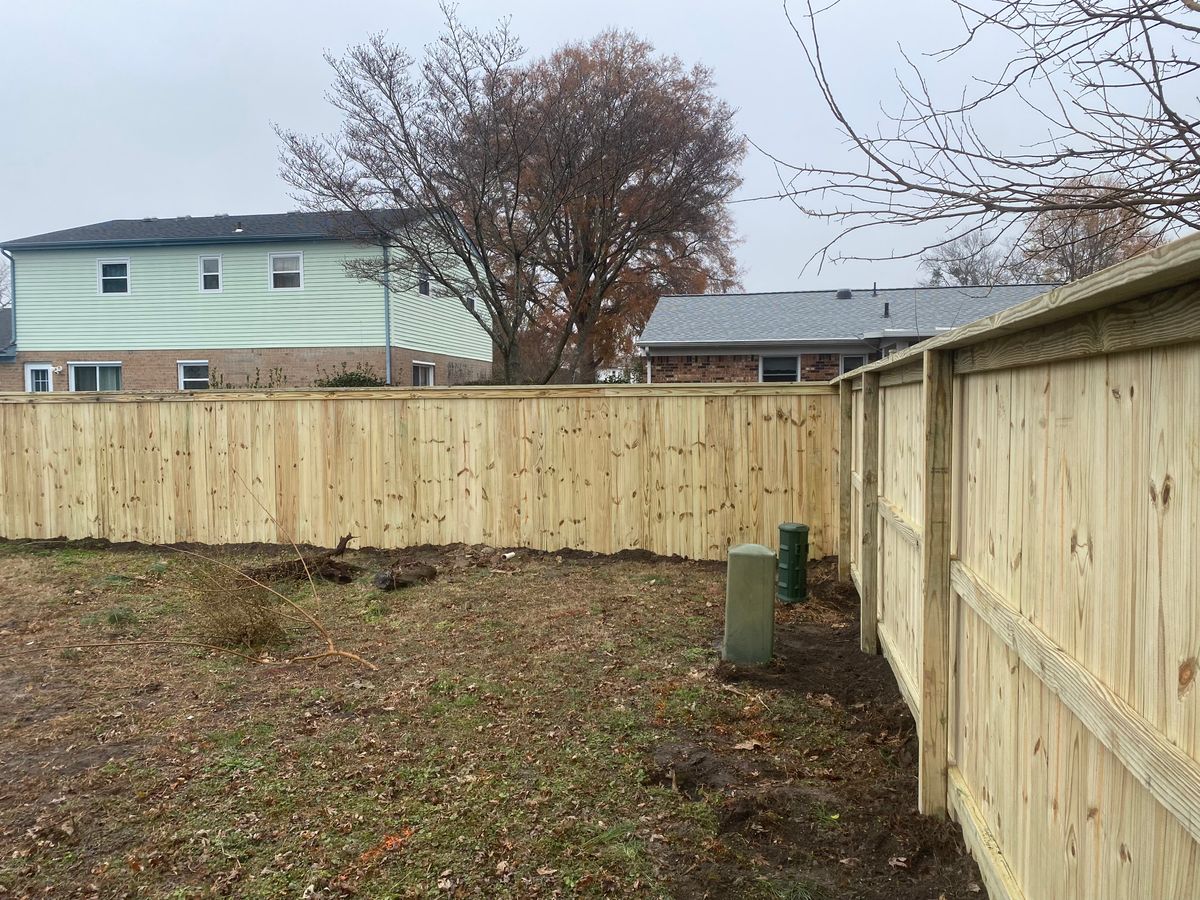 Wood Fencing for Sea Level Fence in Virginia Beach, VA