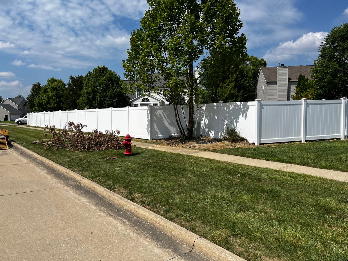 Fence Installation for Castle Fence and Deck LLC in Medina, OH