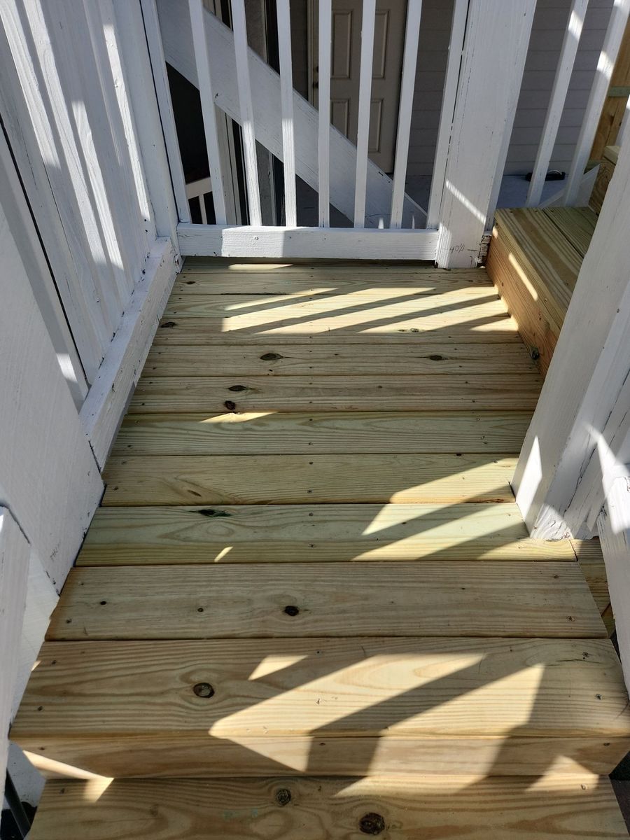 Deck Construction for MDP Elite Services LLC: Custom Home Builder & Renovation Contractor in Baldwin County, AL in Baldwin County, AL