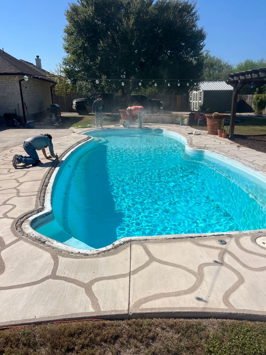 Pool Repairs and Remodels for Pool Queen Services in Del Rio, TX