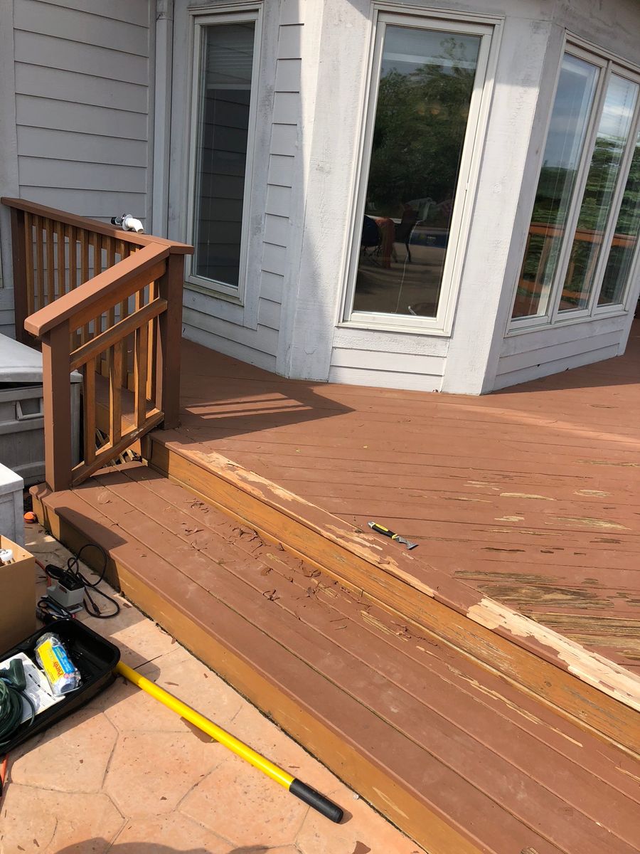 Staining for Mansour Contracting inc in Clarkston, MI