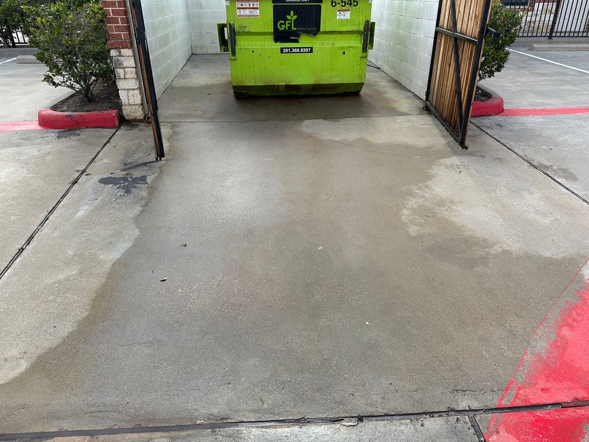Dumpster Pad Cleaning for Power Pressure Wash in Houston, TX