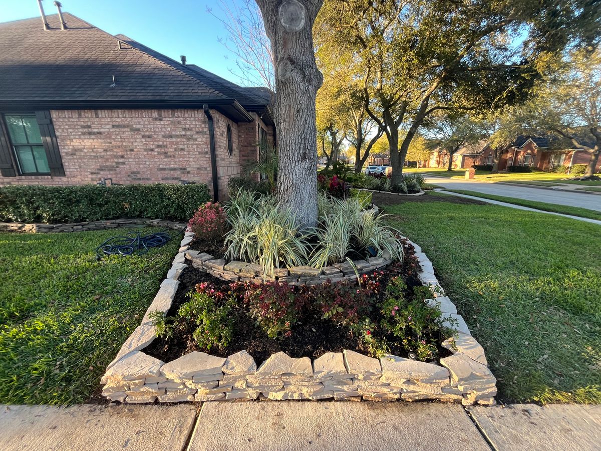 Tree Services for Garza Lawncare & Tree Service in Pearland, TX
