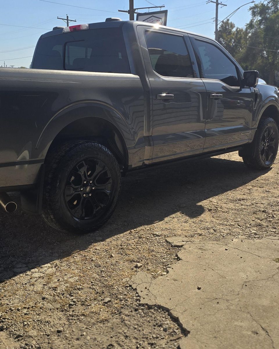 Full Detail Service for Luxury Auto Detail in Peoria, IL