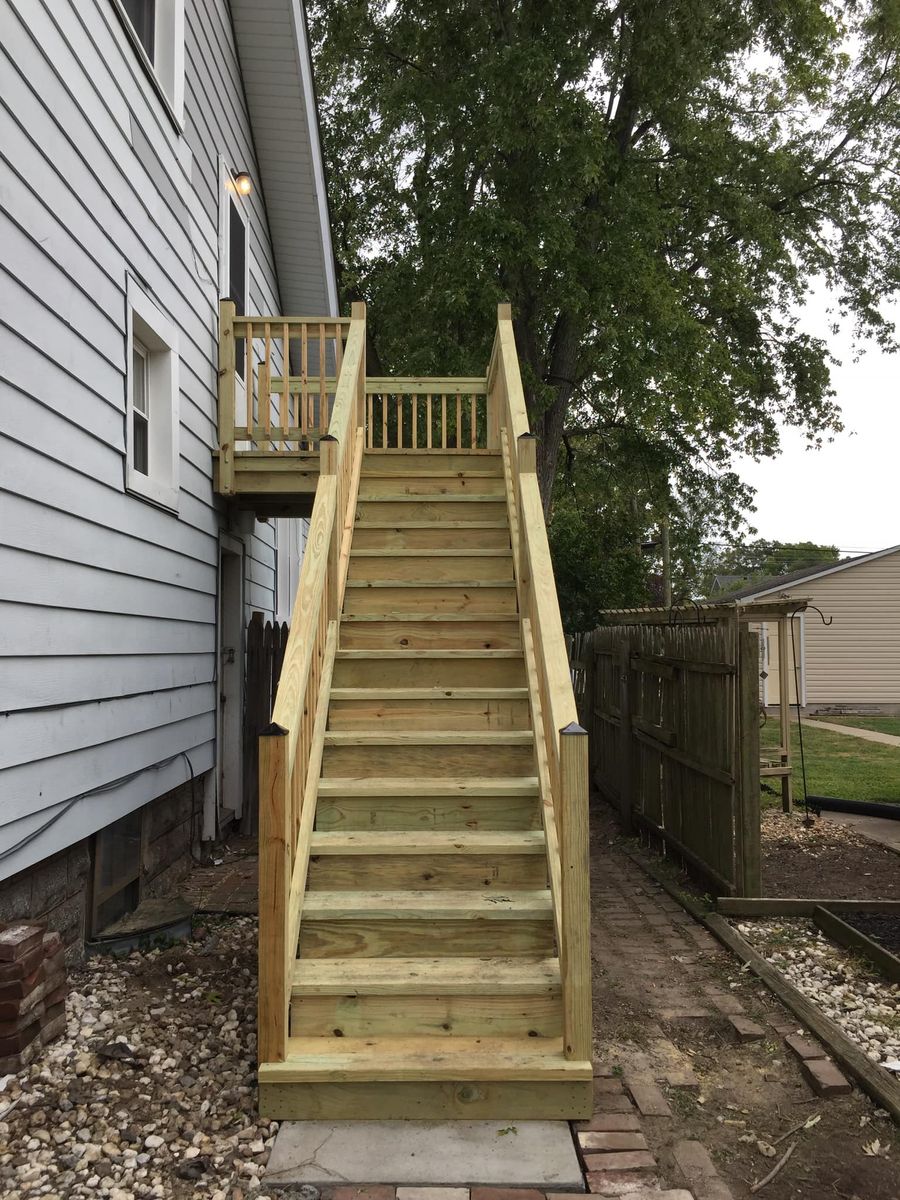 Deck & Patio Installation for Casey Construction in Belleville, IL