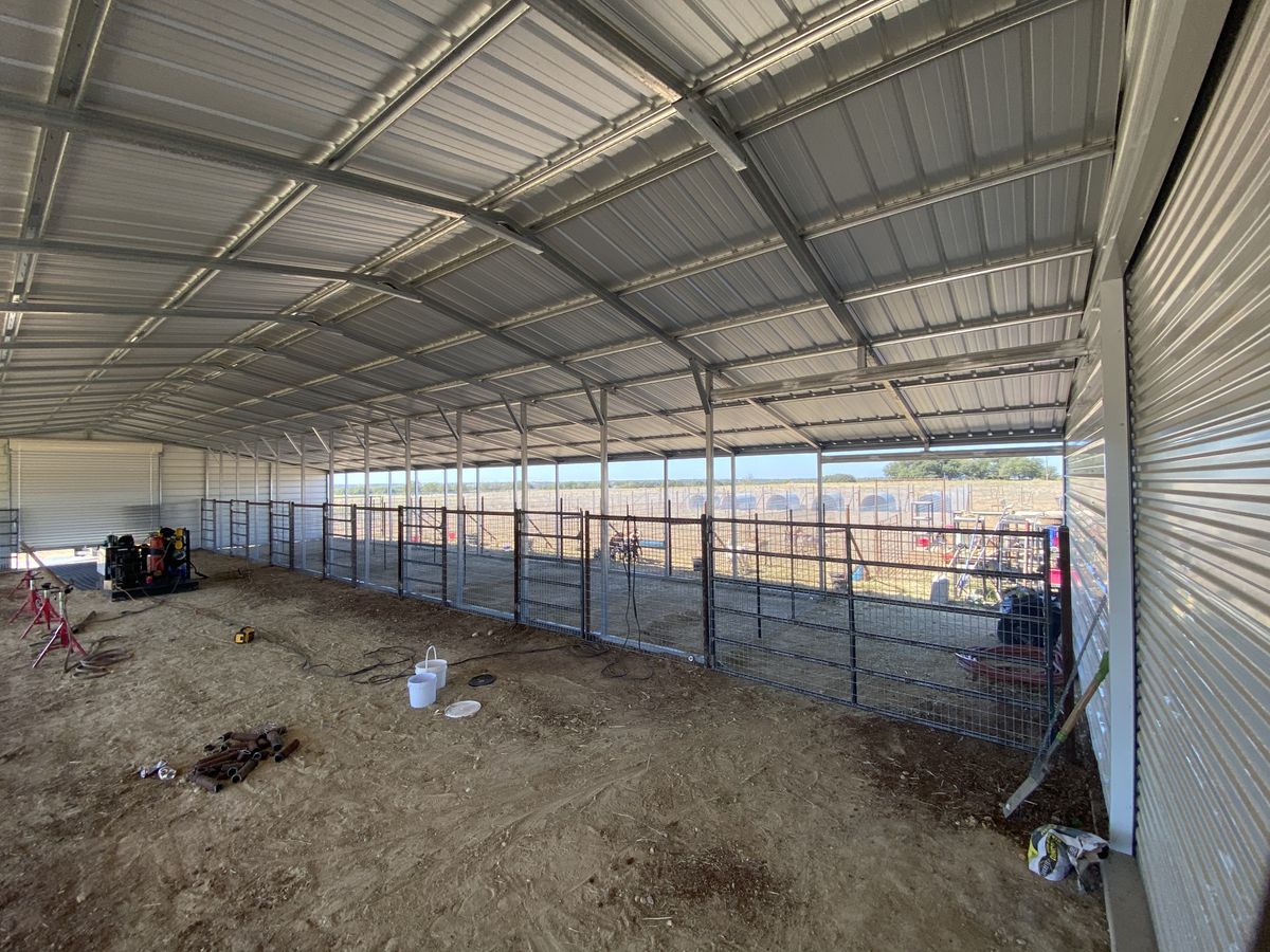 Custom Welding for Rockin L Construction And Welding Services in Bullard, TX