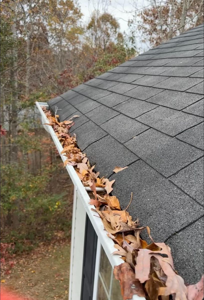 Fall Clean Up for Brumblebee's Landscaping & Cleaning Services in Loganville, GA