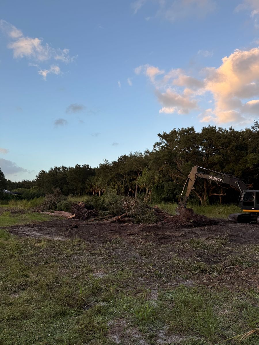 Land Clearing for South Florida Earthworks in Fort Pierce, FL