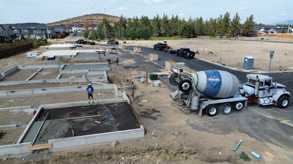 Concrete Repair for Elite Concrete & Coatings in Sunriver, OR