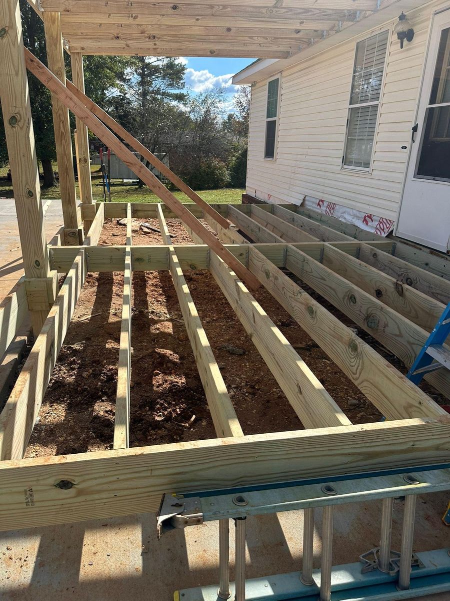 Carpentry for Starr Tile & Remodeling in Russellville,,  AL