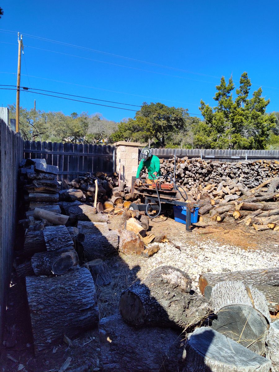 Firewood Delivery for Z’s Trees LLC in Grey Forest, TX