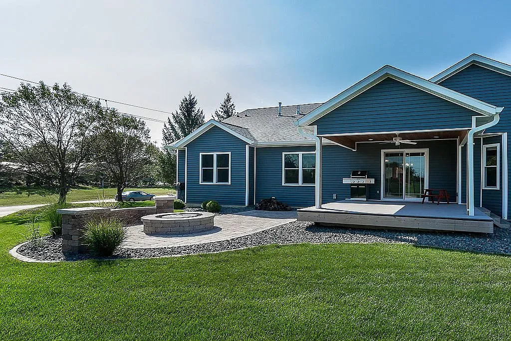 Custom Home Building for Big Picture Construction & Design in Eldridge, IA