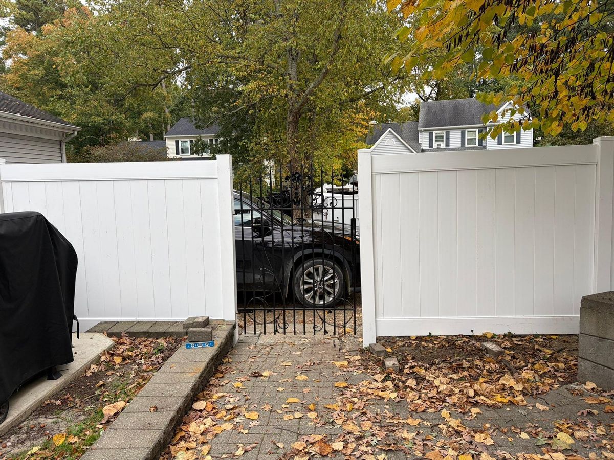 Gate Installation and Repair for RedLine Fencing in Moyock, NC