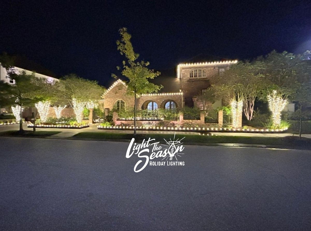 Ridgeline and Rooflines for Light the Season in Lafayette Parish,  LA