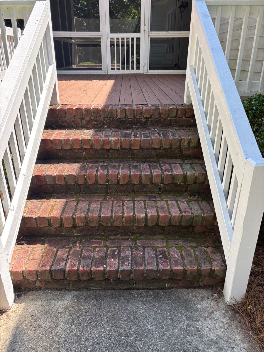 Deck & Patio Cleaning for Living Stream Pressure Washing in Wilmington, NC