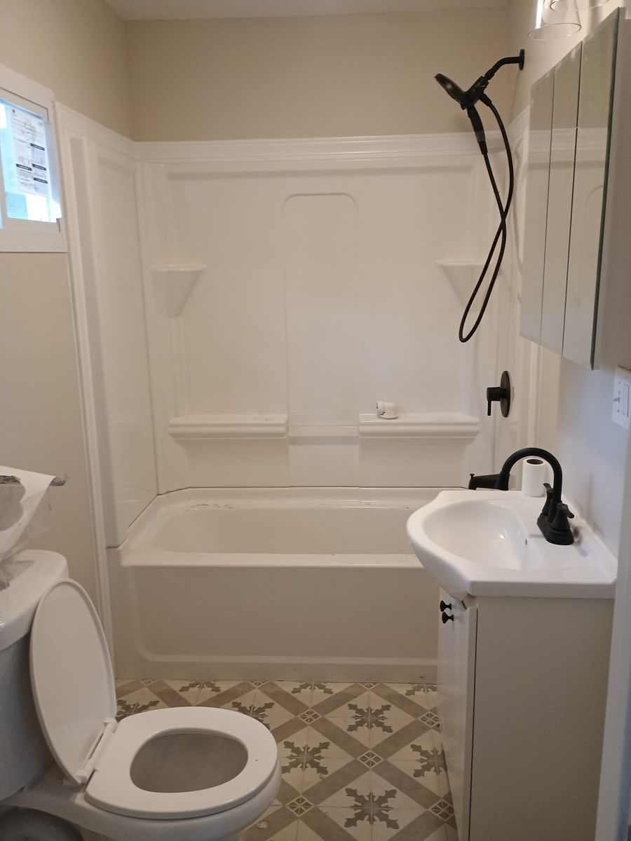  Kitchen & Bath Remodeling for R2 Services & MastersTouch in Dayton, OH
