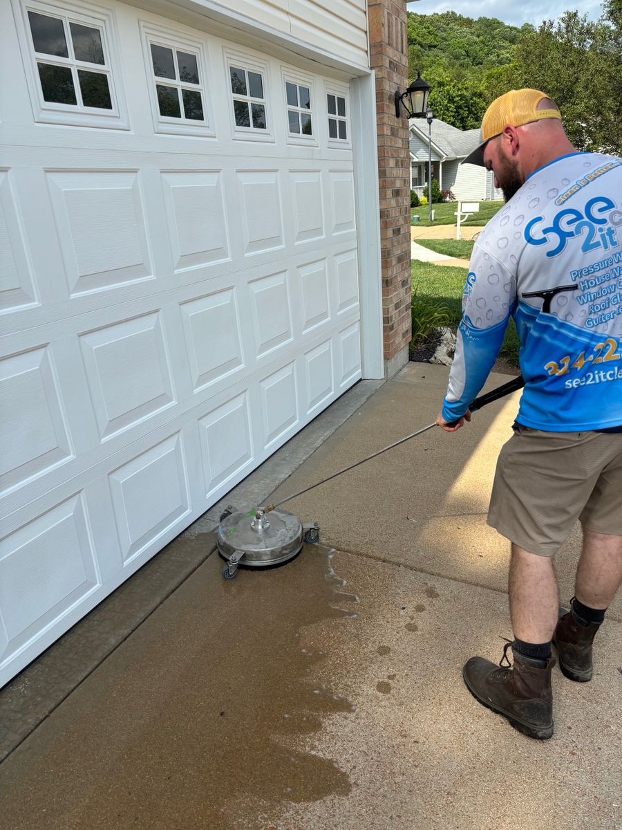 House Washing for See2it Clean in St Louis, MO