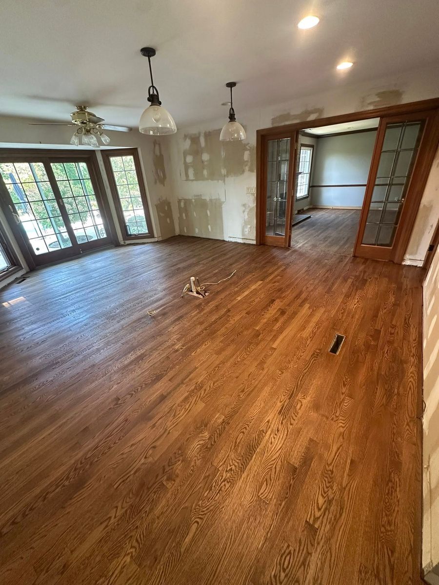 Hardwood Floor Installation for DV Flooring Company LLC in High Ridge, MO