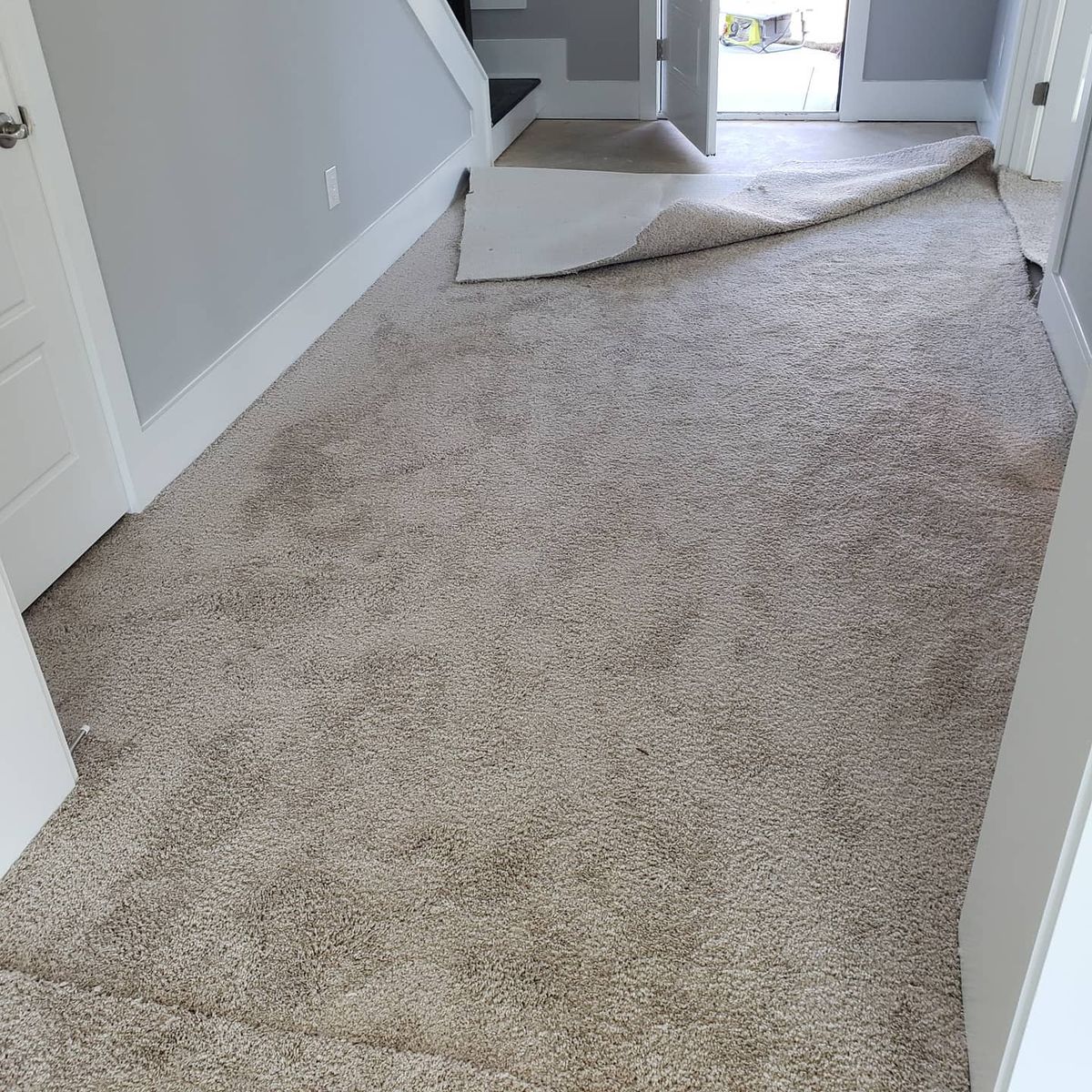 Carpet Installation and Repair for MMH Flooring LLC in Greenville, SC