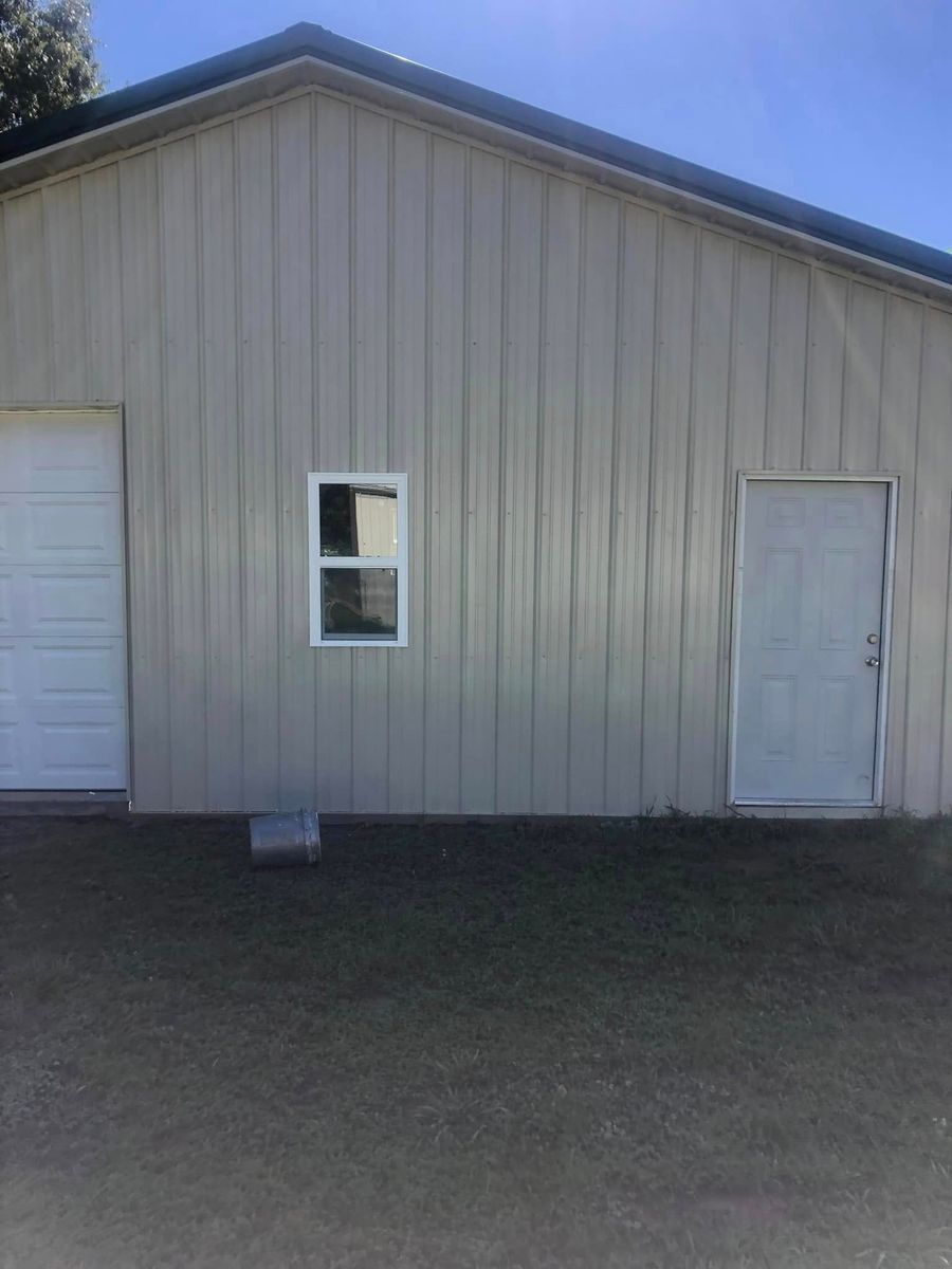 Pole Barns for Young and Son Construction in Nebo, KY