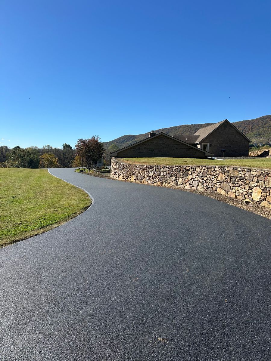 Sealcoating for James R Carter Paving in Roanoke, VA