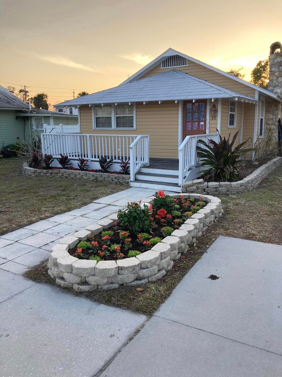 Mulch Installation for Lemon Bay Tree Service  in Englewood, FL