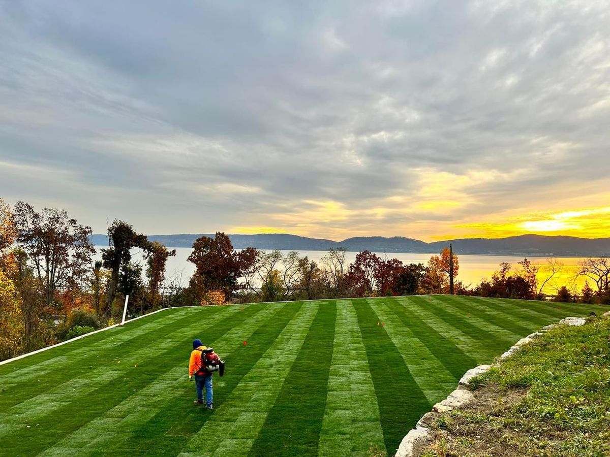 Fall Clean Up for Zaldivar’s Lawn Care INC  in Peekskill, NY