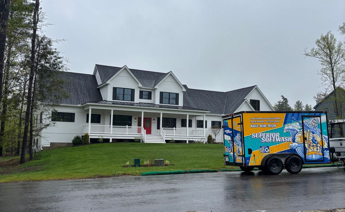 House Washing for Superior Softwash NH in Londonderry, NH