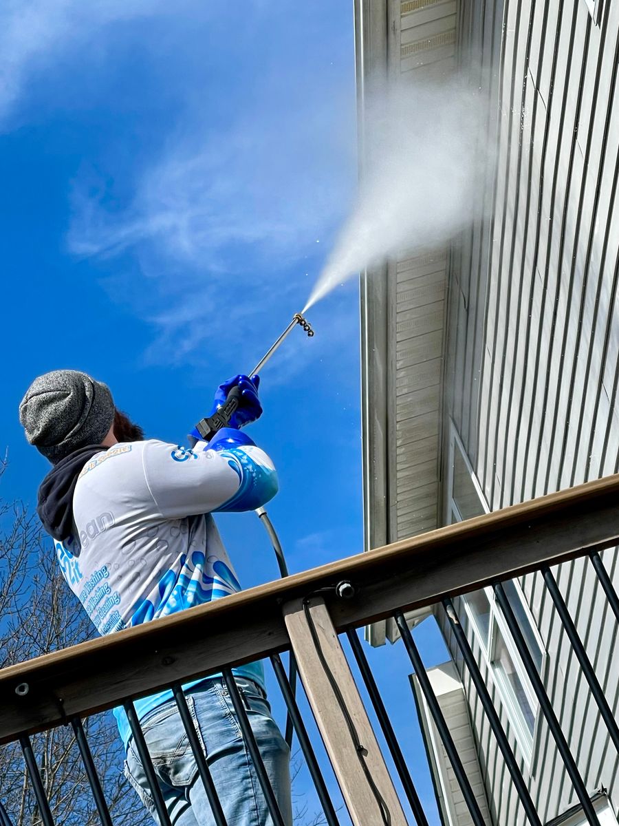 House Washing for See2it Clean in St Louis, MO