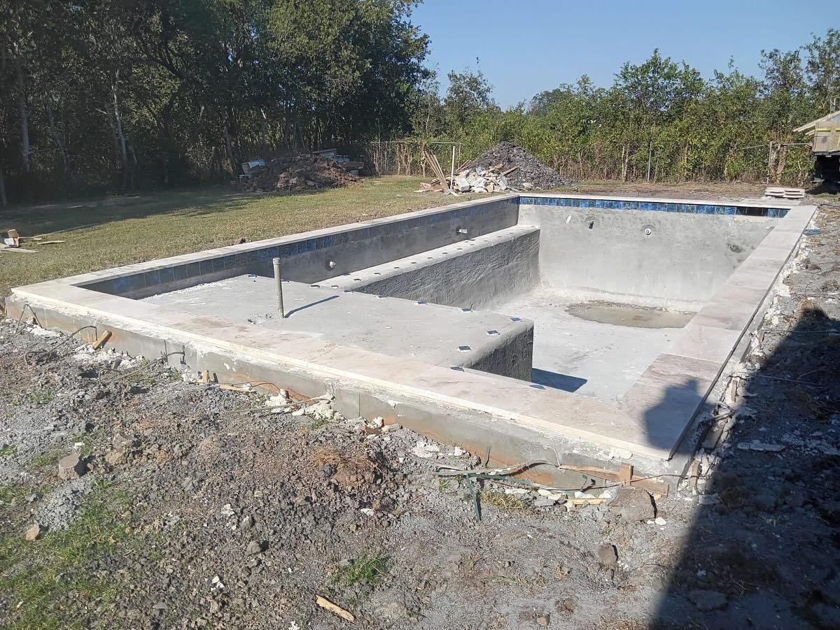 Custom Pool Construction for J & P Construction in Houston, TX