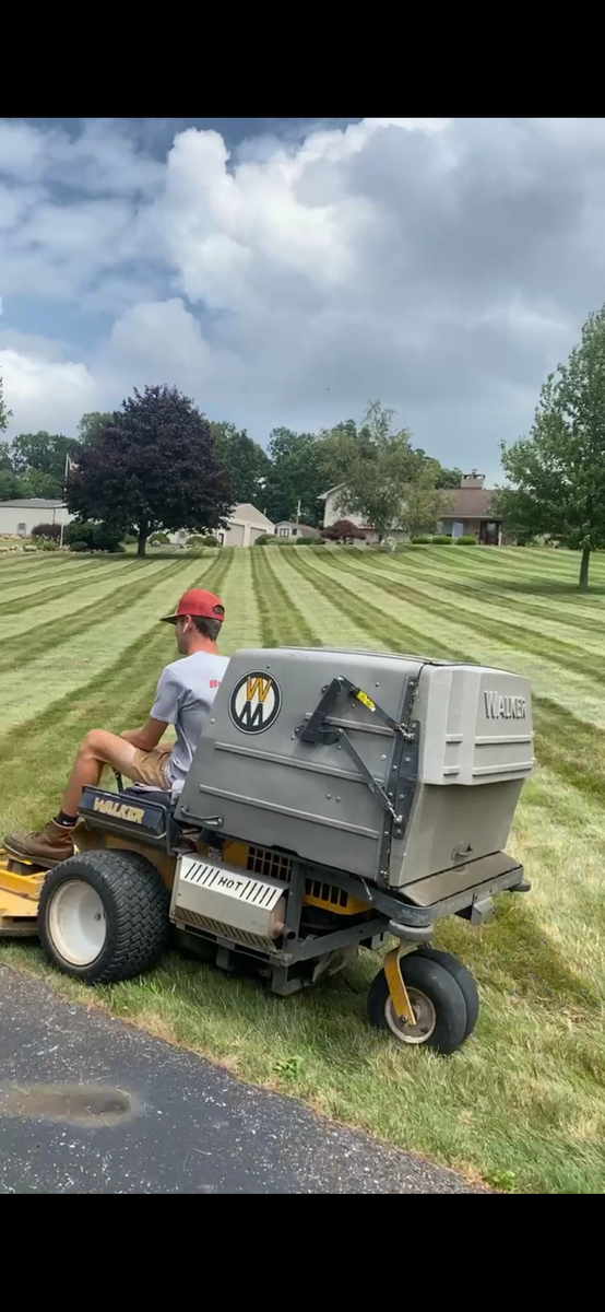 Mowing for Buckeye Lawns & Landscaping LLC in Millersburg, OH