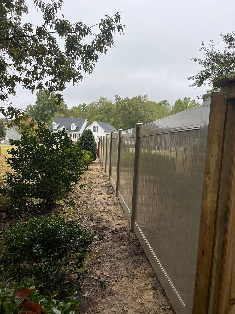 Fence Repair for JB Nealy Fence in Elgin, SC
