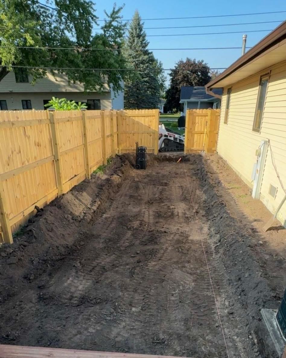 Edging and Mulch Installation for H&L Lawn Care LLC in Twin Lakes, WI