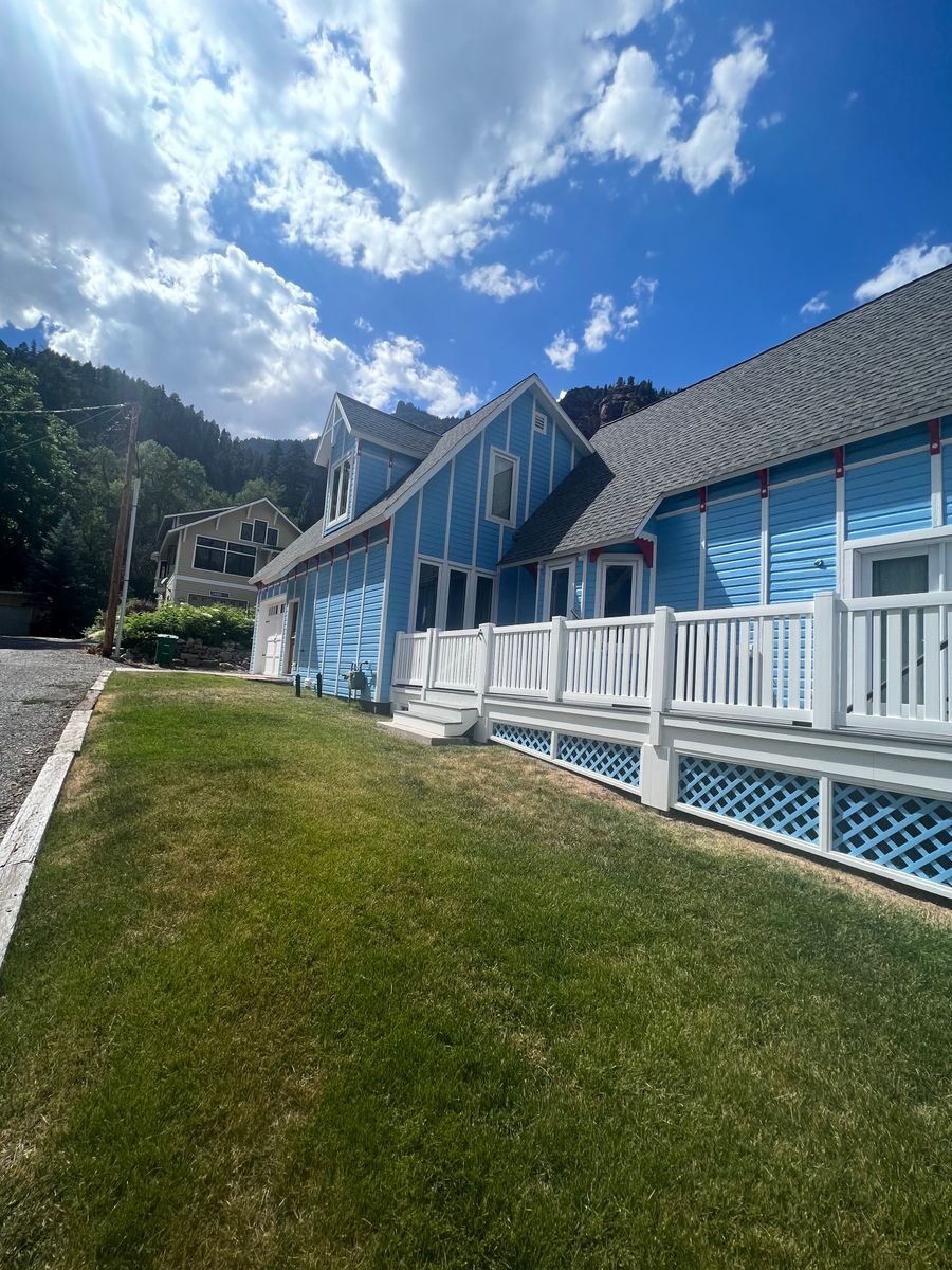 Exterior Painting Services for Mountain Custom Painters LLC in , 