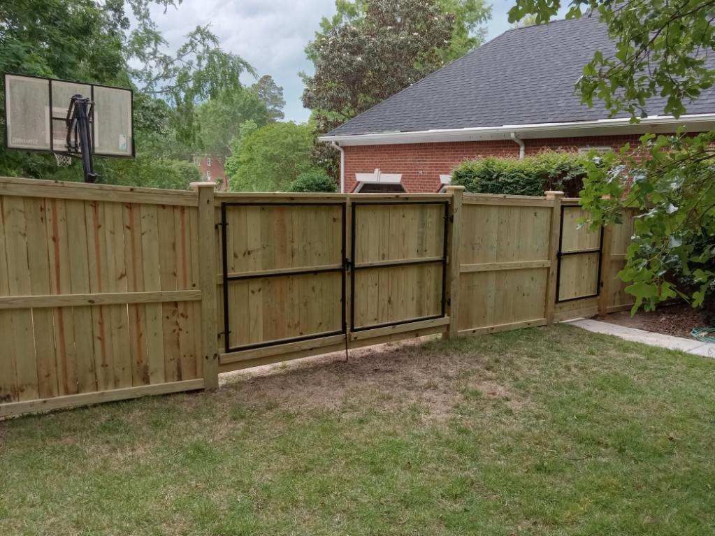 Fence Repair for JB Nealy Fence in Elgin, SC