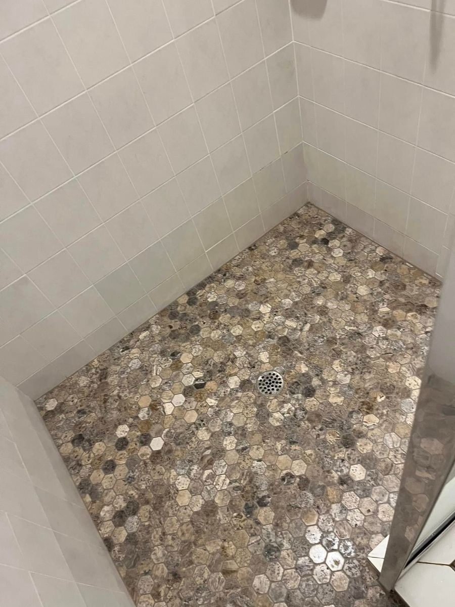 Tile Showers for Dail Flooring Solutions in Ruskin, FL