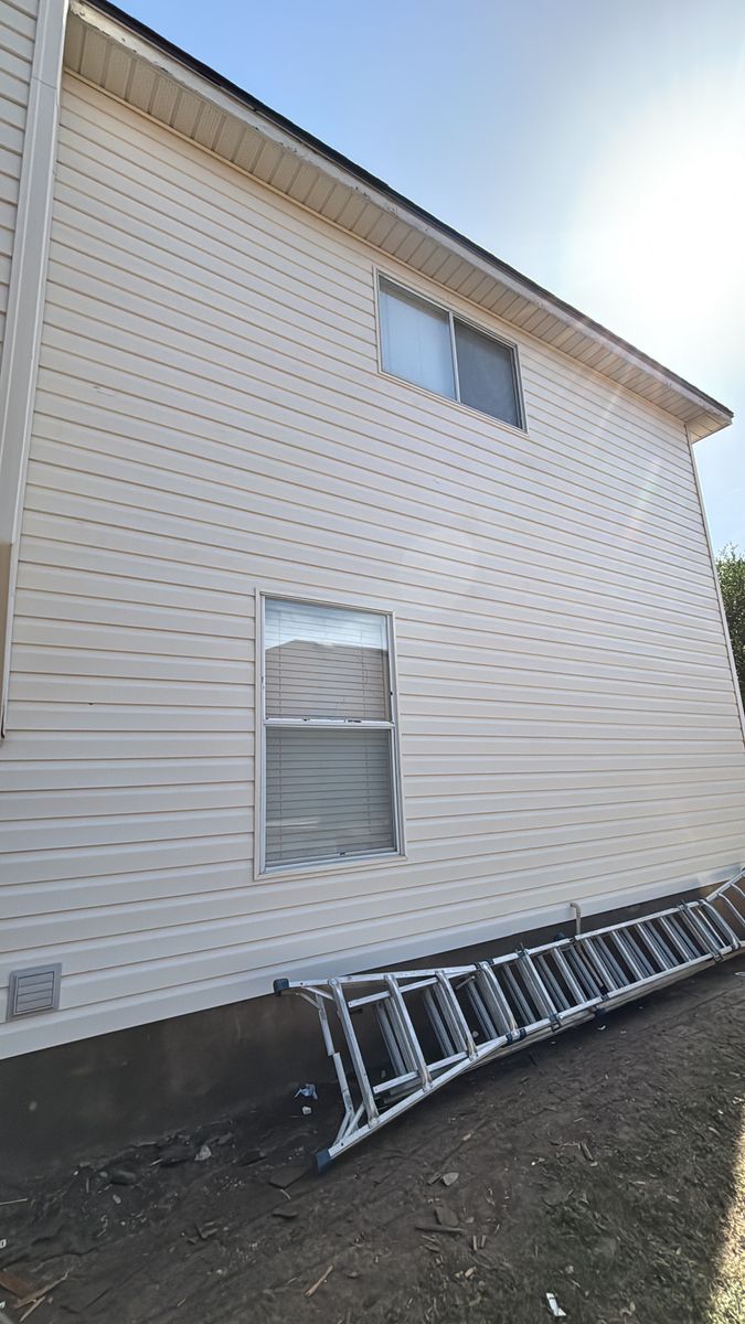 Siding for Pena Legacy Construction in San Antonio, TX