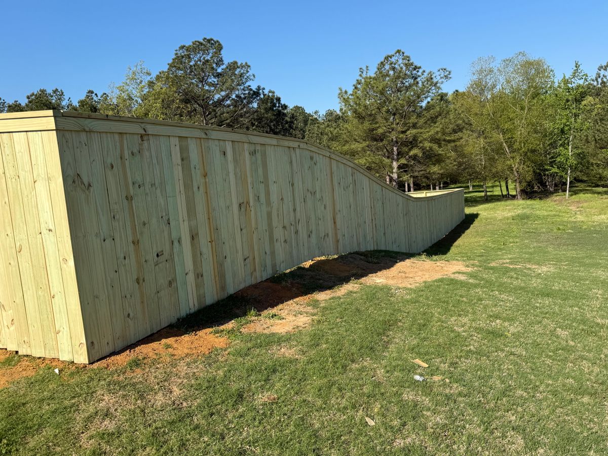 Fence Installation for Pennington Fence Co in Tupelo, MS