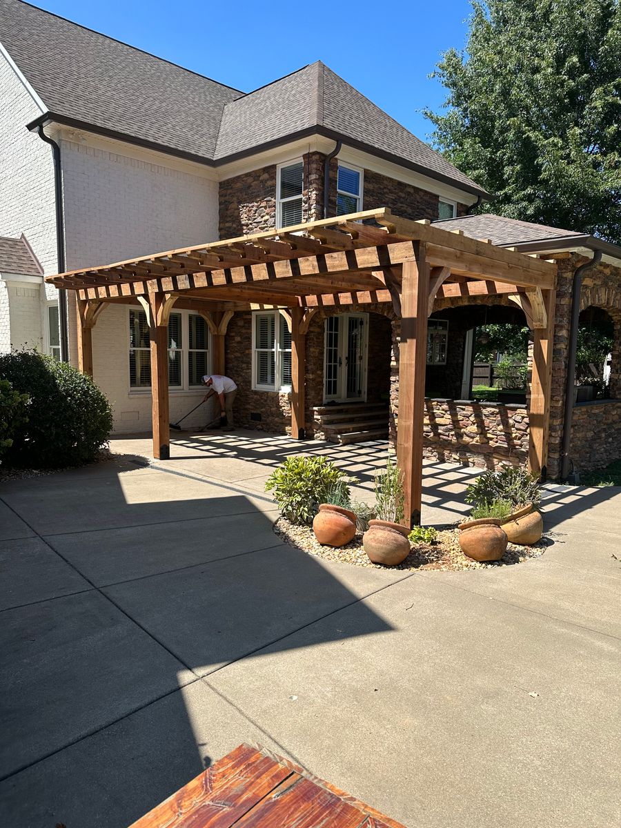 Outdoor Shelters for Mike Feagin Construction in Lewisburg, TN