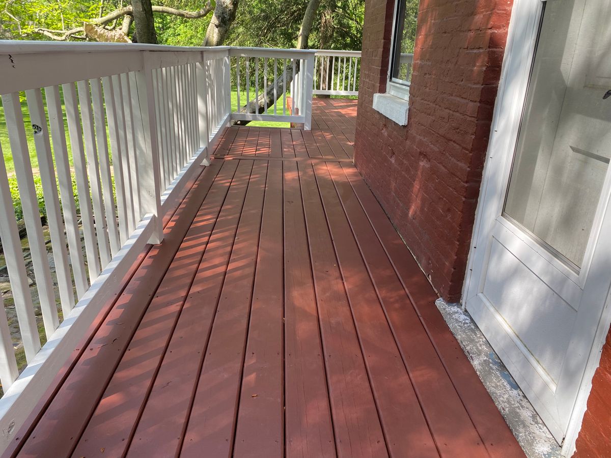 Deck Staining for Premium Finish LLC in Medina, OH