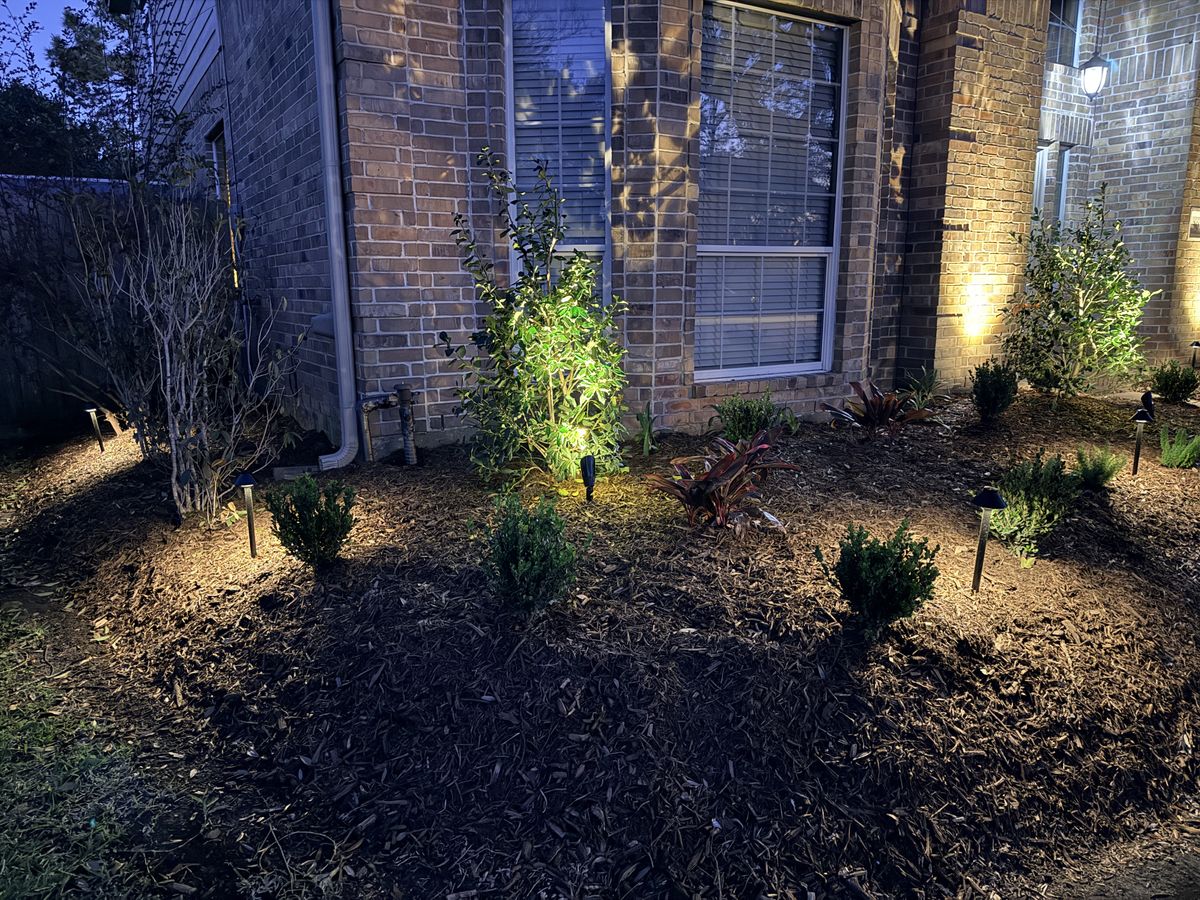 Mulch Installation for Full Armor Landscapes in League City, TX