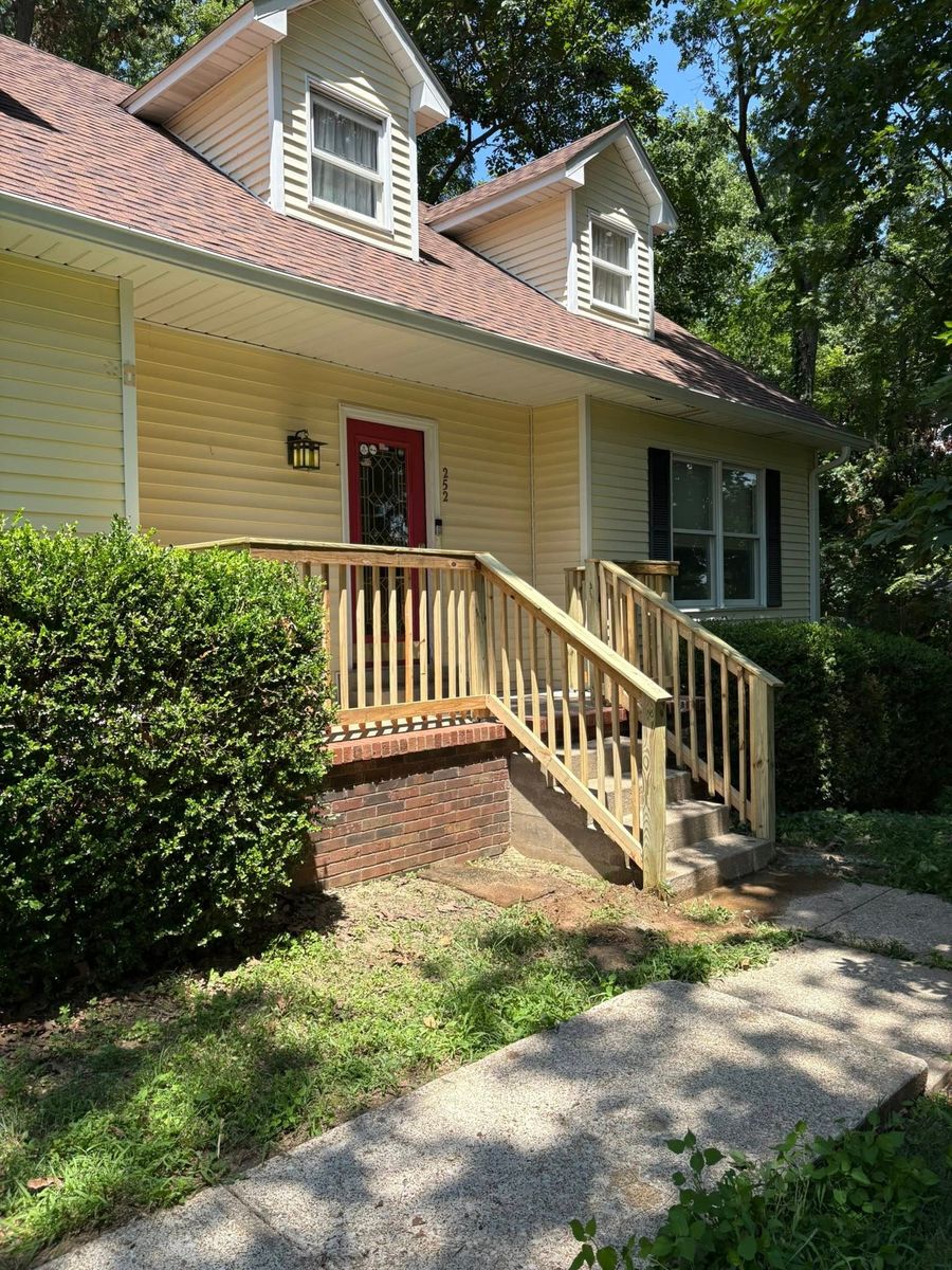 Remodeling Services for Decking & Fencing, LLC in Bowling Green, KY