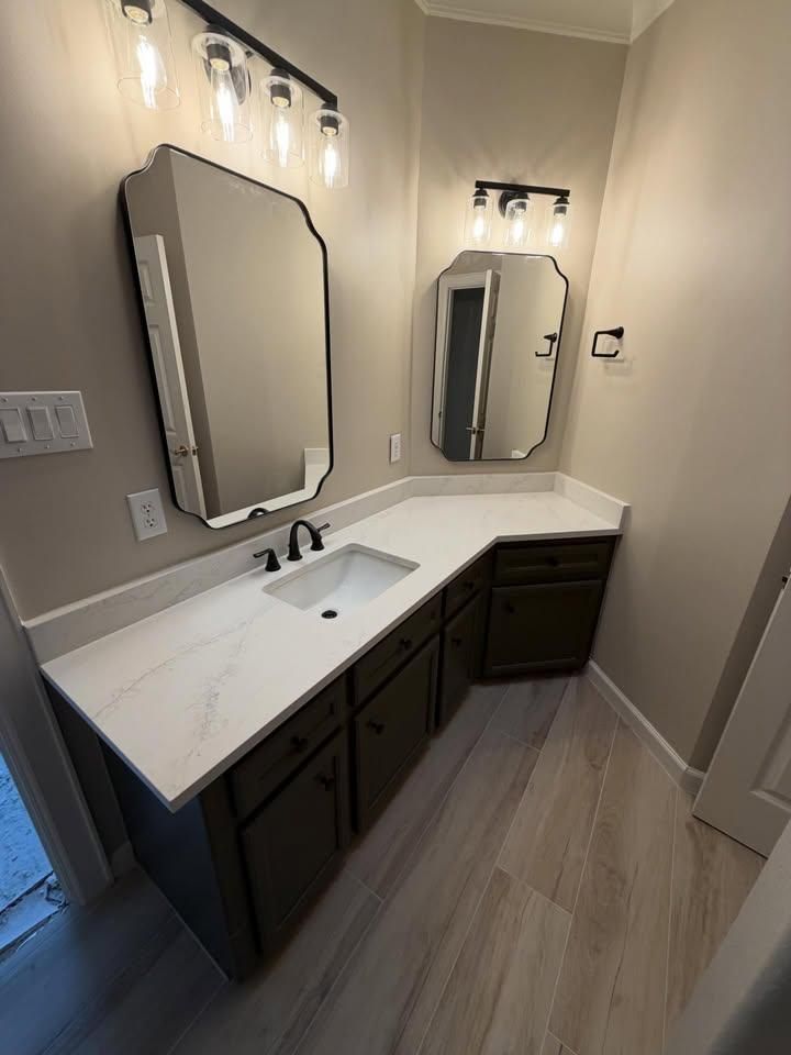 Bathroom Remodeling for Alpha Contracting Services in Katy, TX