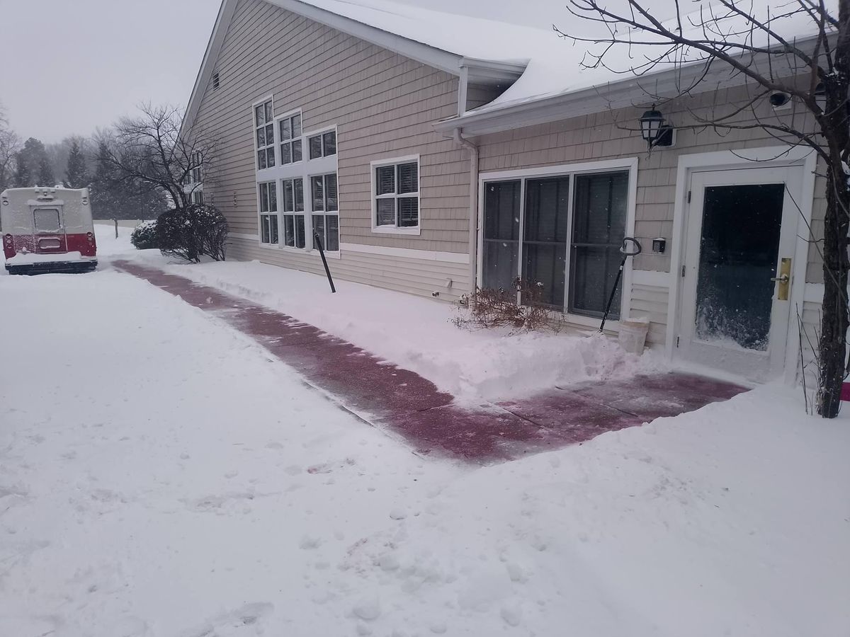 Full Service Property Maintenance for Hendricks Mowing in Amherst, OH