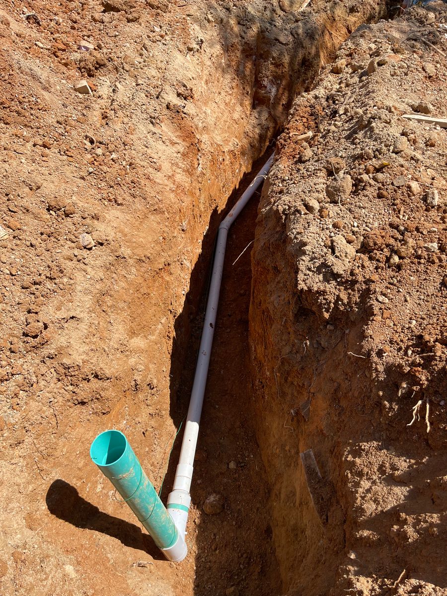 Underground Water & Sewer Services for Strange Excavating & Utilities in Lenoir City, TN